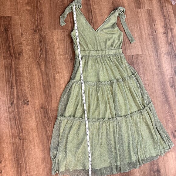 GREYLIN Sage  Green Delilah Shoulder Tie Plisse Maxi Dress Sz M - Picture 11 of 13